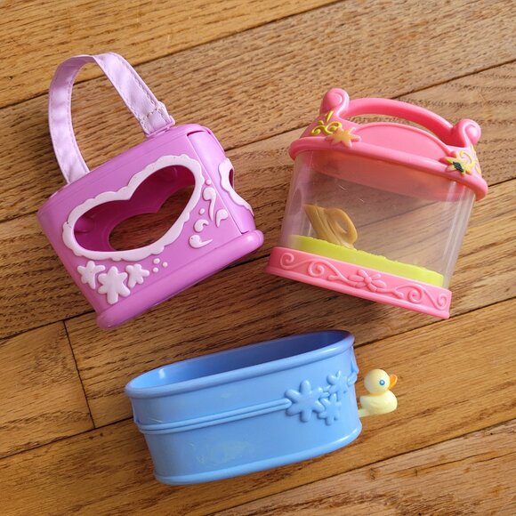 LPS Littlest Pet Shop Case and Bathtub Lot of 3 - Picture 1 of 11